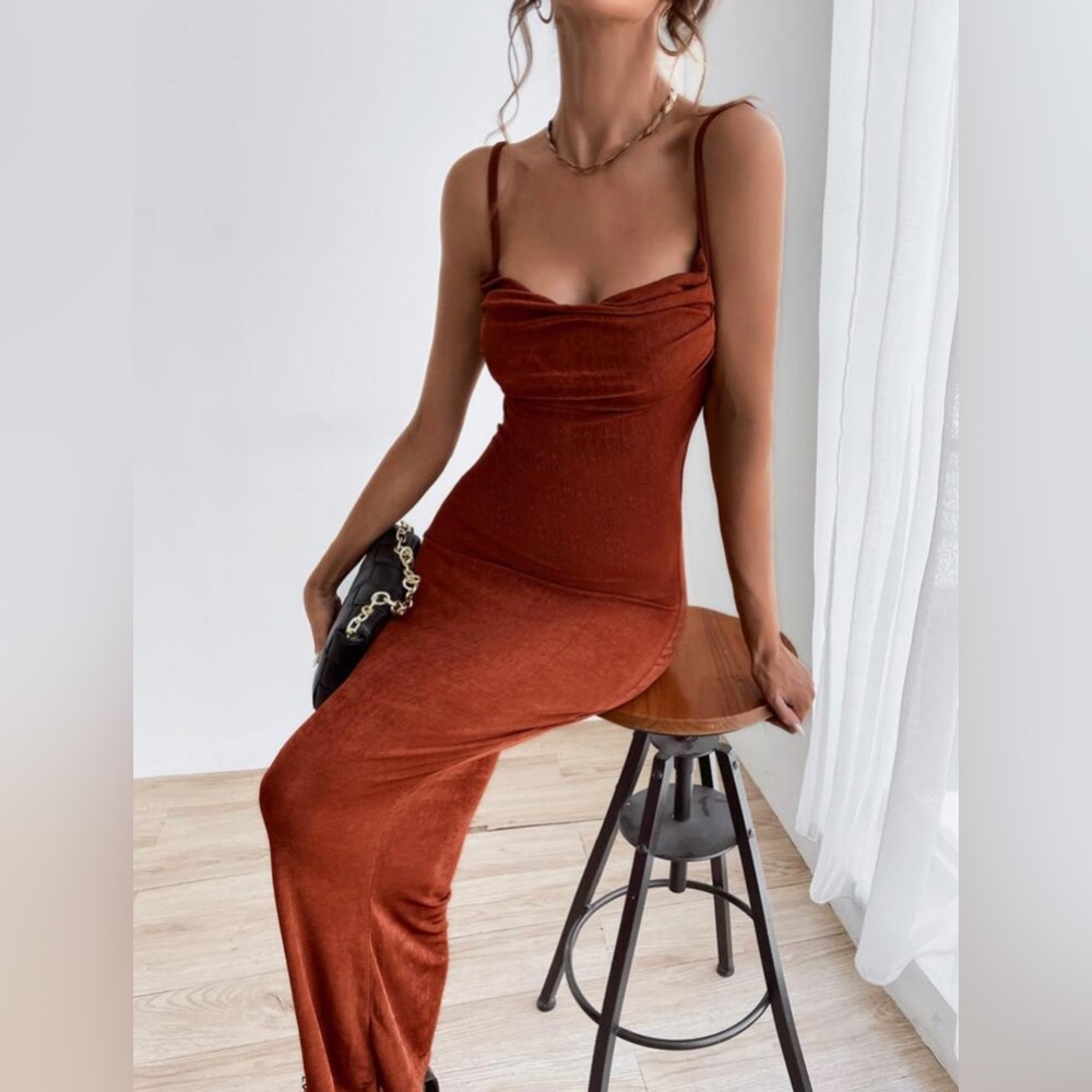 NWT Solid Tie Backless Ruched Dress - M L - Picture 2 of 4